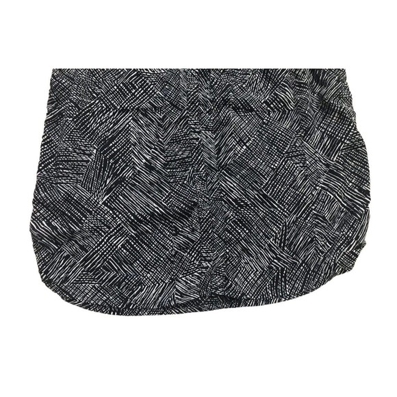 Converse One Star Womens Sleeveless V-Neck Shirt Blouse Top Small S Black White - Picture 8 of 12